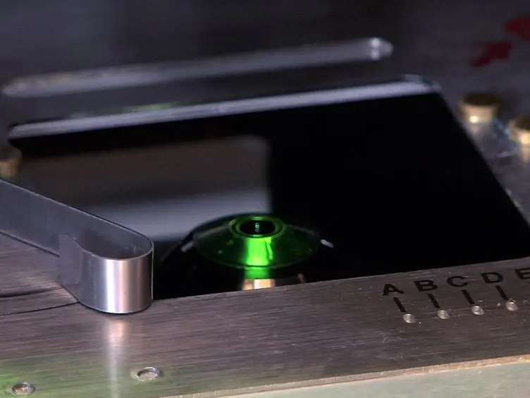 Quantitative Analysis of Autophagy using Advanced 3D Fluorescence Microscopy