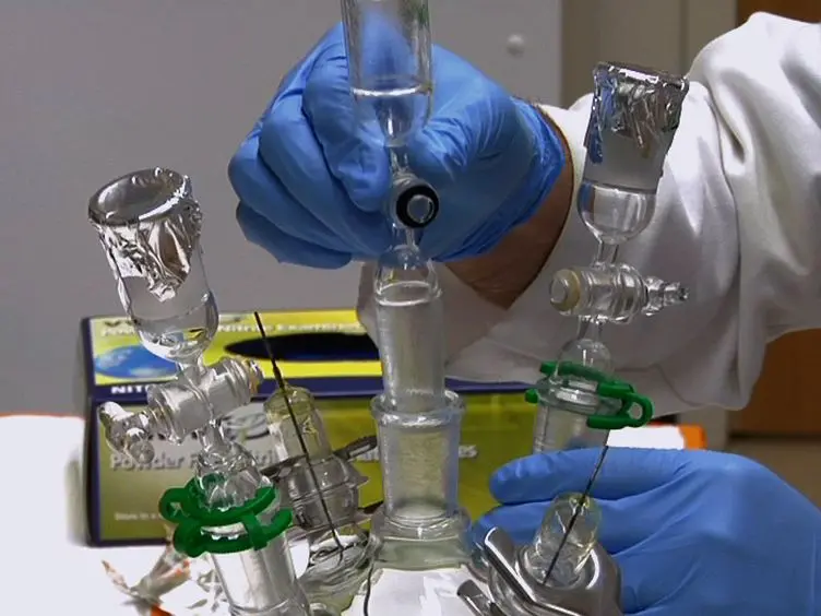 Conducting Miller-Urey Experiments