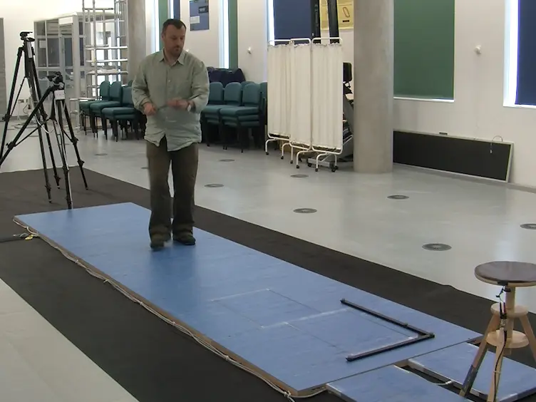 Sit-to-stand-and-walk from 120% Knee Height: A Novel Approach to Assess Dynamic Postural Control Independent of Lead-limb
