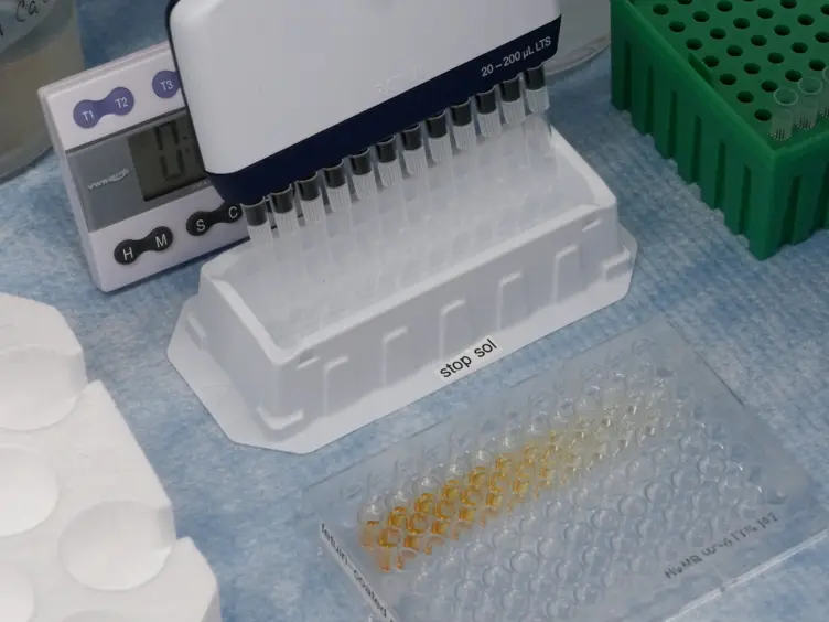 Measuring Influenza Neuraminidase Inhibition Antibody Titers by Enzyme-linked Lectin Assay