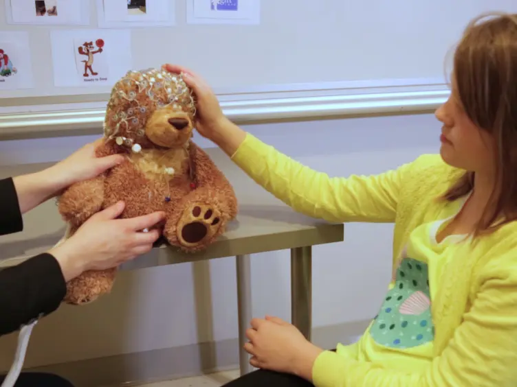 A Familiarization Protocol Facilitates the Participation of Children with ASD in Electrophysiological Research