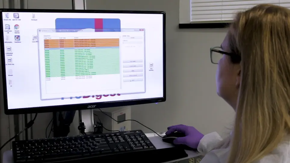 Applying Advanced In Vitro Culturing Technology to Study the Human Gut Microbiota