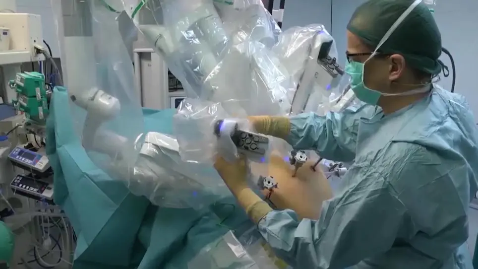 Robot-Assisted Radical Antegrade Modular Pancreatosplenectomy Including Resection and Reconstruction of the Spleno-Mesenteric Junction
