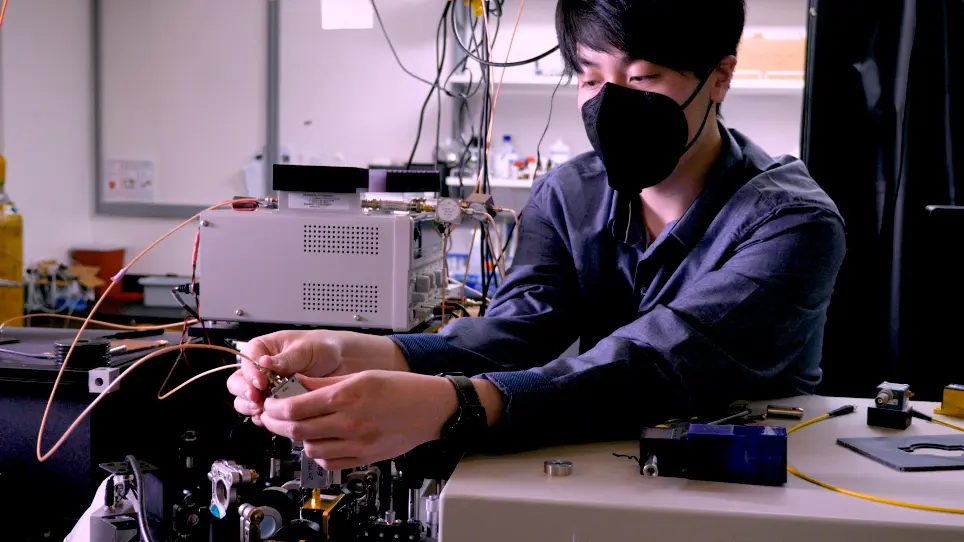 Real-Time, Two-Color Stimulated Raman Scattering Imaging of Mouse Brain for Tissue Diagnosis