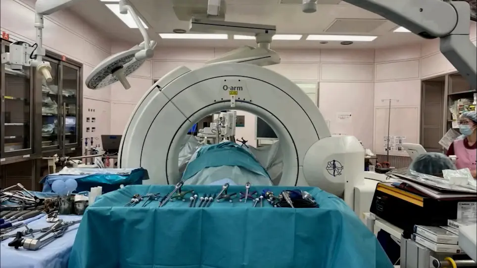 C-arm-Free Simultaneous OLIF51 and Percutaneous Pedicle Screw Fixation in a Single Lateral Position