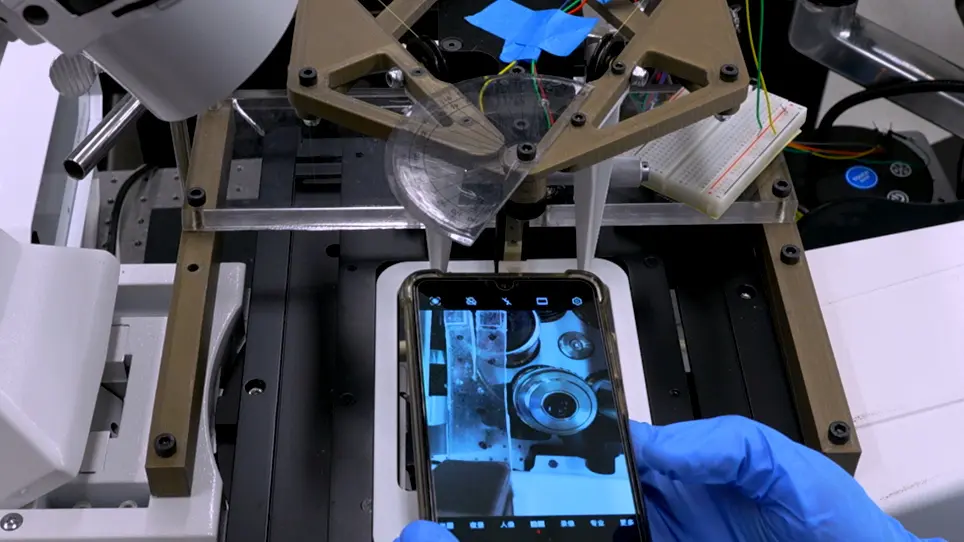 Performing Microscope-Mounted Y-Shaped Cutting Tests
