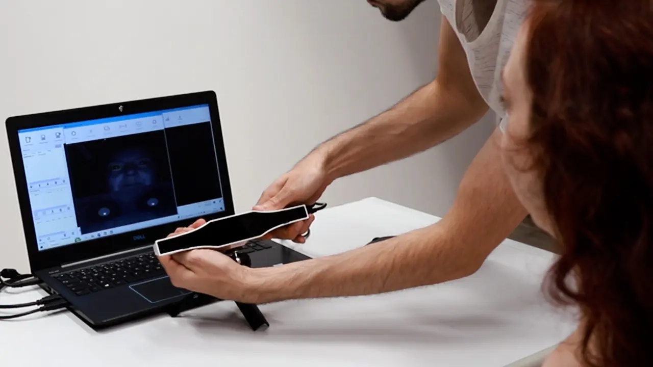 Three-Dimensional Mapping of the Rotation of Interactive Virtual Objects with Eye-Tracking Data